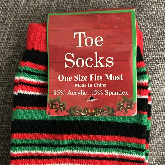 NWT Santa socks with toes - Picture 3 of 4